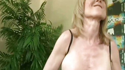 Pria suka bokep inggris hot naik Penis